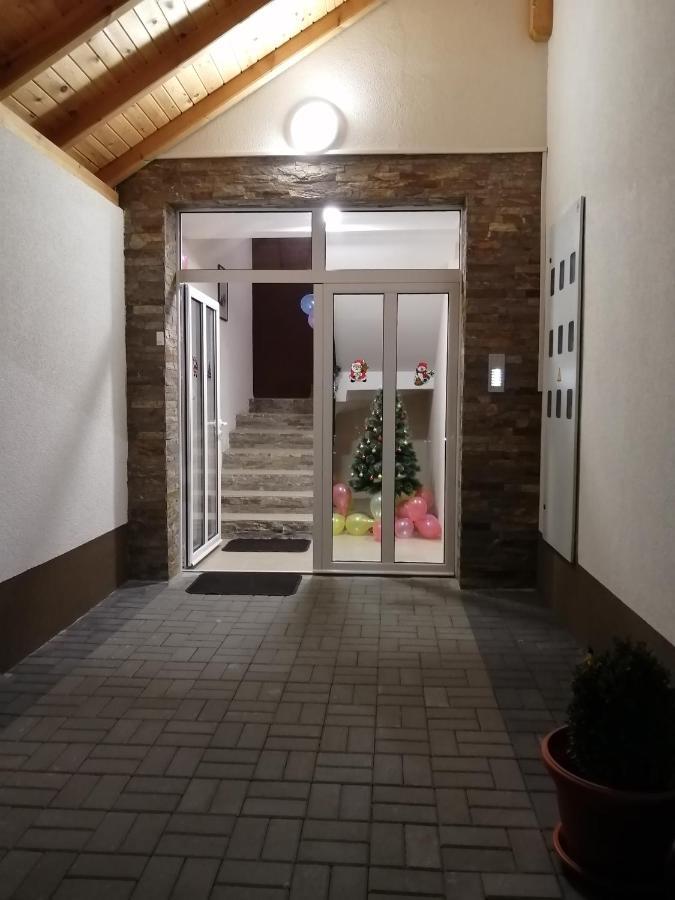 Mk Apartment *